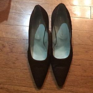 Brown Sigerson Morrison pumps.